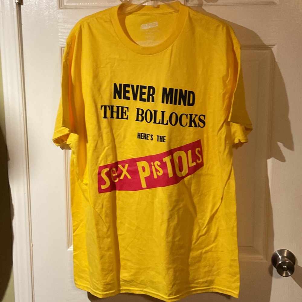 NWOT Yellow Sex Pistols Graphic T-Shirt - Never Mind The Bollocks